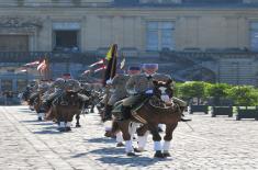 defile_du_14_juillet_2013_a_fontainebleauchristian_breton_2013_05.jpg