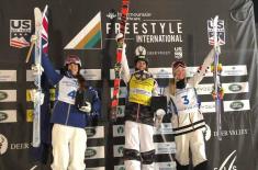 nouveau-podium-pour-perrine-laffont.jpg