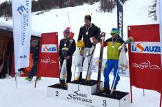sause-s-podium-h.jpg