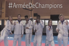 une_clip.png