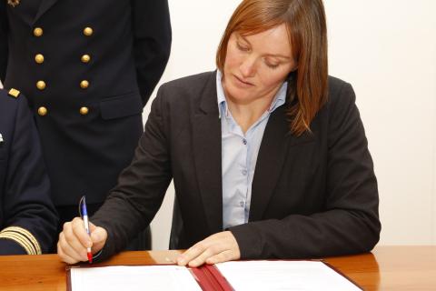 20141107_signature_contrat_shnd_4.jpg