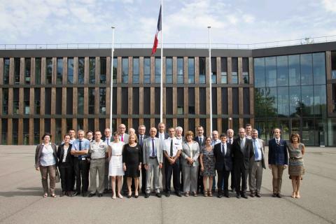 20160913_photo_de_groupe_avec_prefet-0005_resized_1.jpg