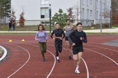 2018_cnsd_248_m_001_044.jpg