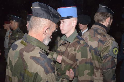 2018_cnsd_251_m_001_032.jpg