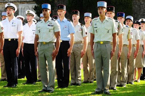 bapteme_de_la_68e_promotion_des_moniteurs_stagiaires_epms_5_oct_2013cbch_idrac-v_eis_116.jpg