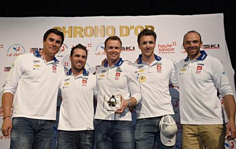 johan-clarey-medaille-d-argent-en-super-g-aux-championnats-du-monde-et-les-retraites-thomas-fanara-steve-missillier-thomas-mermillod-blondin-encadrent-alexis-pinturault-photo-zoom-michel-cottin.jpg